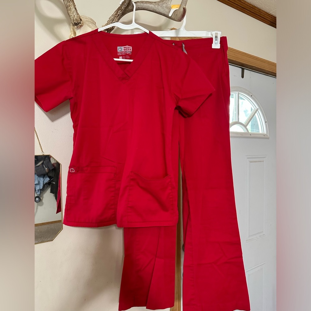 Wink Wonder Work Scrubs Set, Size XXS, red